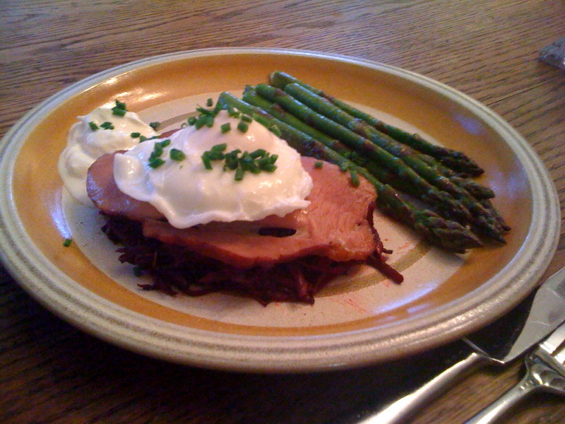 Beet Roesti with Ham, Egg and Asparagus